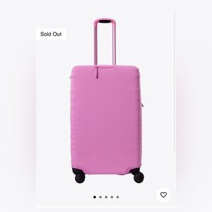 🍓Medium BEIS Check-In Luggage Cover in Berry